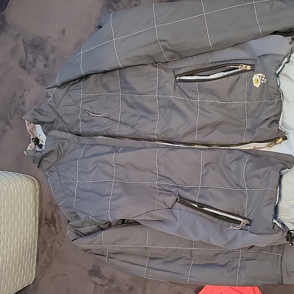 Mountain Hardwear reversible primaloft jacket sz 12